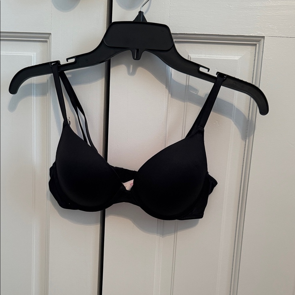 PINK Victoria's Secret Black Bra